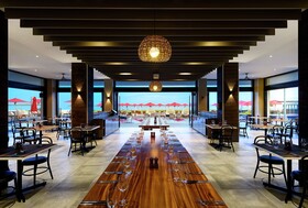 Hilton Fiji Beach Resort & Spa