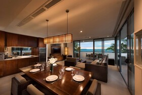 Hilton Fiji Beach Resort & Spa
