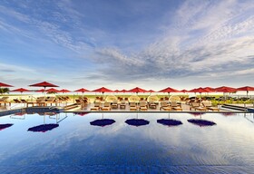 Hilton Fiji Beach Resort & Spa