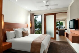 Hilton Fiji Beach Resort & Spa