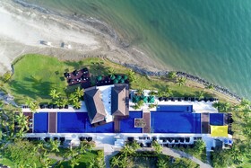 Hilton Fiji Beach Resort & Spa