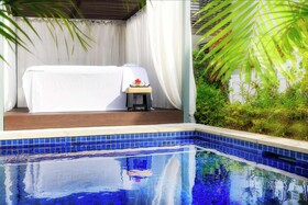 Hilton Fiji Beach Resort & Spa