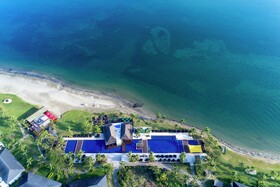 Hilton Fiji Beach Resort & Spa