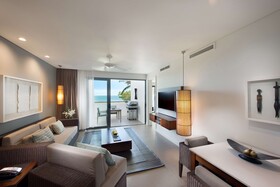 Hilton Fiji Beach Resort & Spa