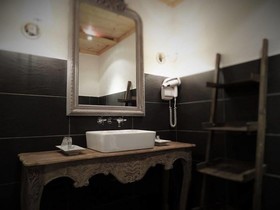 Auberge De La Poulcière