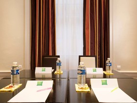 Ibis Styles Metz Zentrum Bahnhof