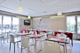 Hotel Kyriad Direct Strasbourg Ouest - Zénith