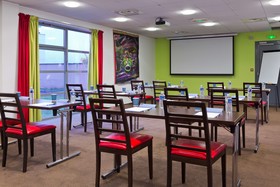 Hôtel Kyriad Design Enzo Thionville