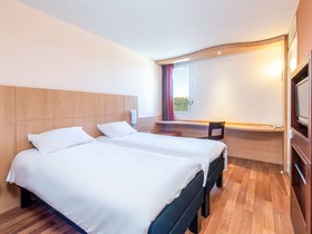 Hôtel ibis Issoire