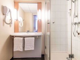Hôtel ibis Issoire