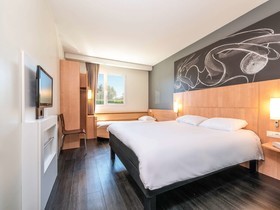 Hôtel ibis Issoire