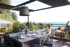 La Perouse