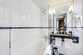 Hotel Le 12