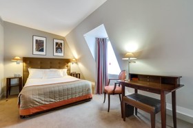 Hotel Le 12