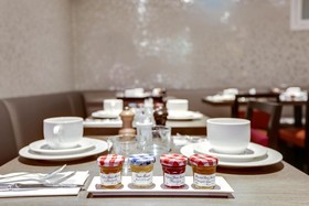 Hotel Le 12