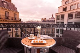 Hotel Le 12