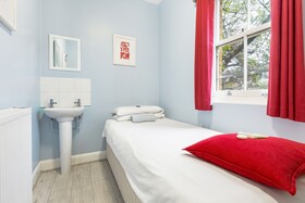 Astor Victoria Hostel