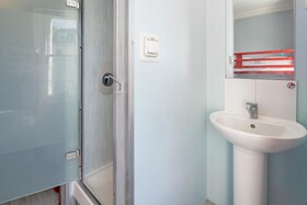 Astor Victoria Hostel