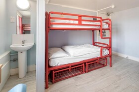 Astor Victoria Hostel