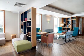 B&B HOTEL London Heathrow