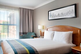 B&B HOTEL London Heathrow