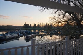 The Quays - A Greene King Pub & Carvery Pub