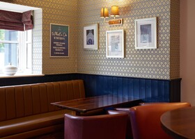 The Quays - A Greene King Pub & Carvery Pub