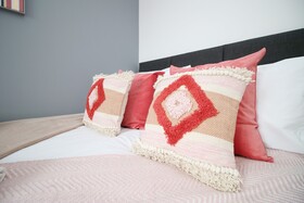 Gwent House By Ty SA