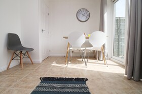 Gwent House By Ty SA