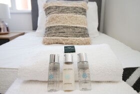 Gwent House By Ty SA