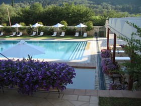 Paradise Inn