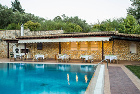 Paradise Inn