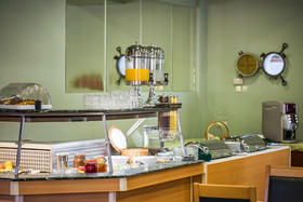 Paradise Inn