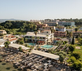 Robolla Beach Apart Hotel