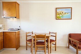 Robolla Beach Apart Hotel