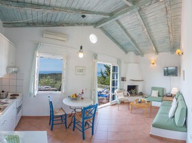 Villa Morea - Agios Nikitas Villas