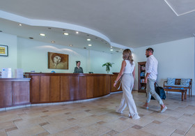 Naxos Palace Hotel