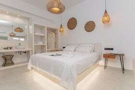 Adama's Suites Naxos