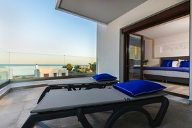 Antonoglou Beach Villas Lahania