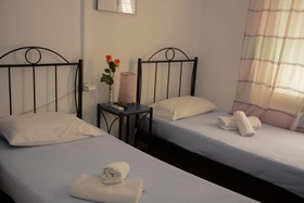 Hermes Rooms