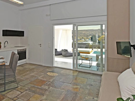 Tinos Blend Suites