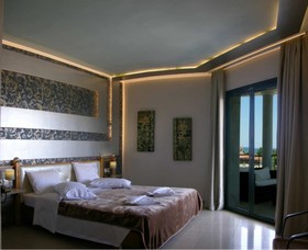 Plaza Pallas Hotel