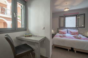 Ithaka Deluxe Home