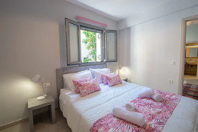 Ithaka Deluxe Home
