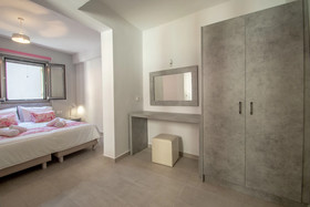 Ithaka Deluxe Home