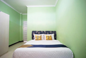 Marzan Syariah Guest House by OYO Rooms