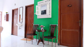 Simply Homy Guest House Monjali