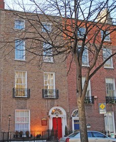 Baggot Court Townhouse