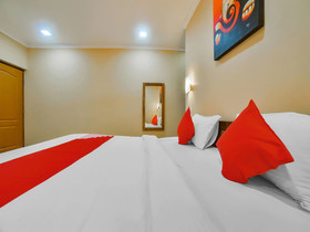 Golden Pearl By OYO Rooms