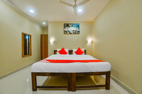 Golden Pearl By OYO Rooms